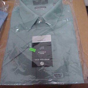 Van Huesen Mens short sleeve dress shirt xl